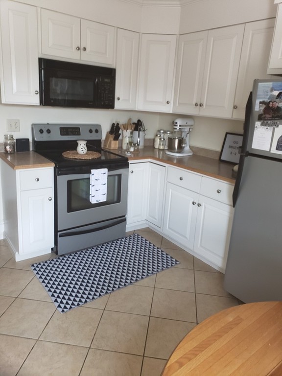 8 Hadwen Road Worcester, MA 01602 - Photo 20 of 26 Gallery Image 20