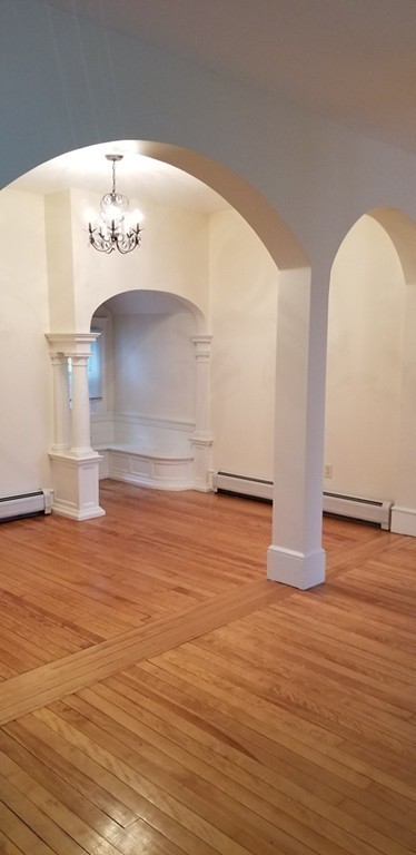 8 Hadwen Road Worcester, MA 01602 - Photo 2 of 26 Gallery Image 2