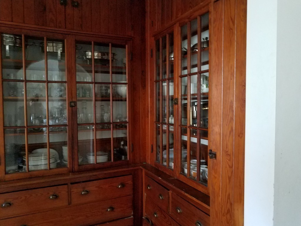 8 Hadwen Road Worcester, MA 01602 - Photo 6 of 26 Gallery Image 6