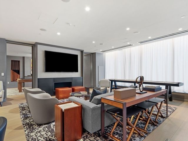 $989,000 | 380 Harrison Avenue, Unit 1107, Boston, MA 02118