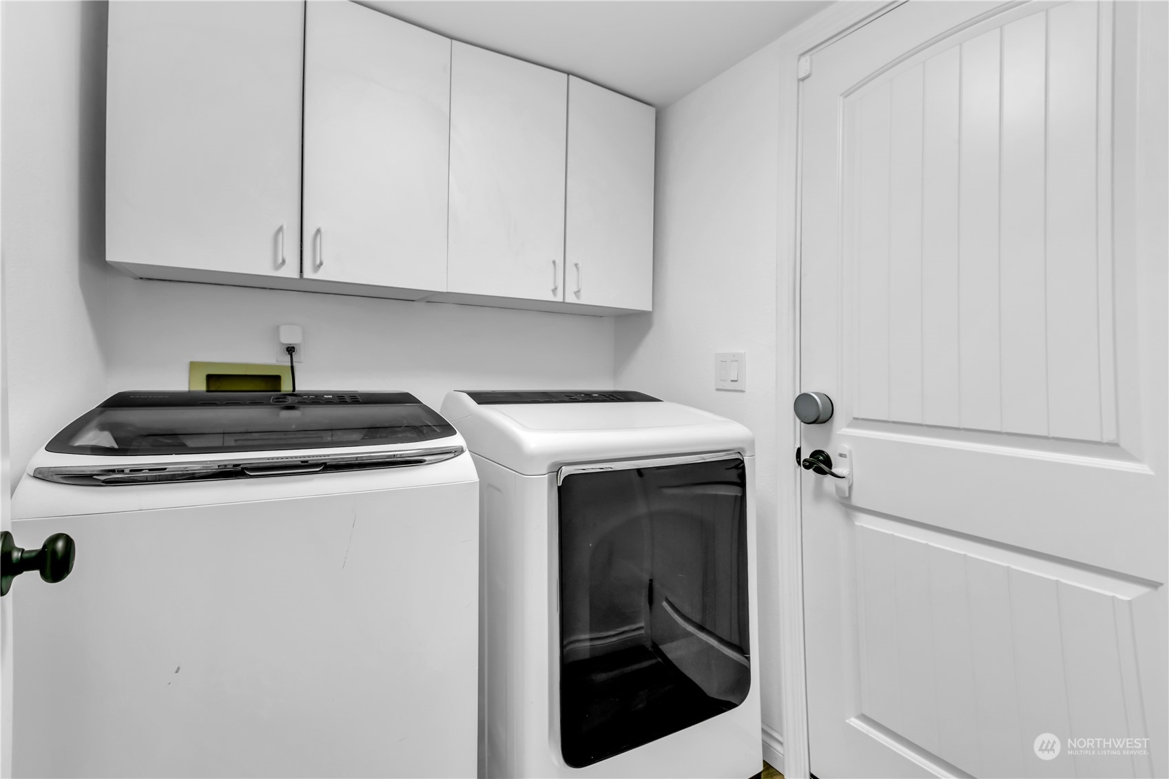 1130 Southwest 354th Street Federal Way, WA 98023 - Photo 18 of 25 a utility room with dryer and washer