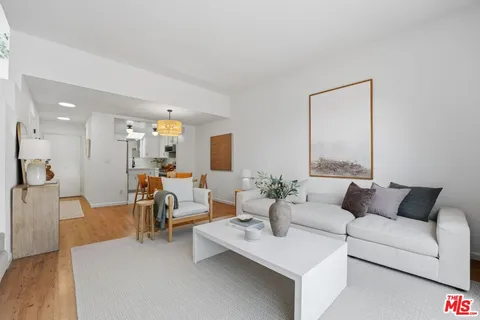 $935,000 | 3665 Empire Drive, Unit 1, Los Angeles, CA 90034