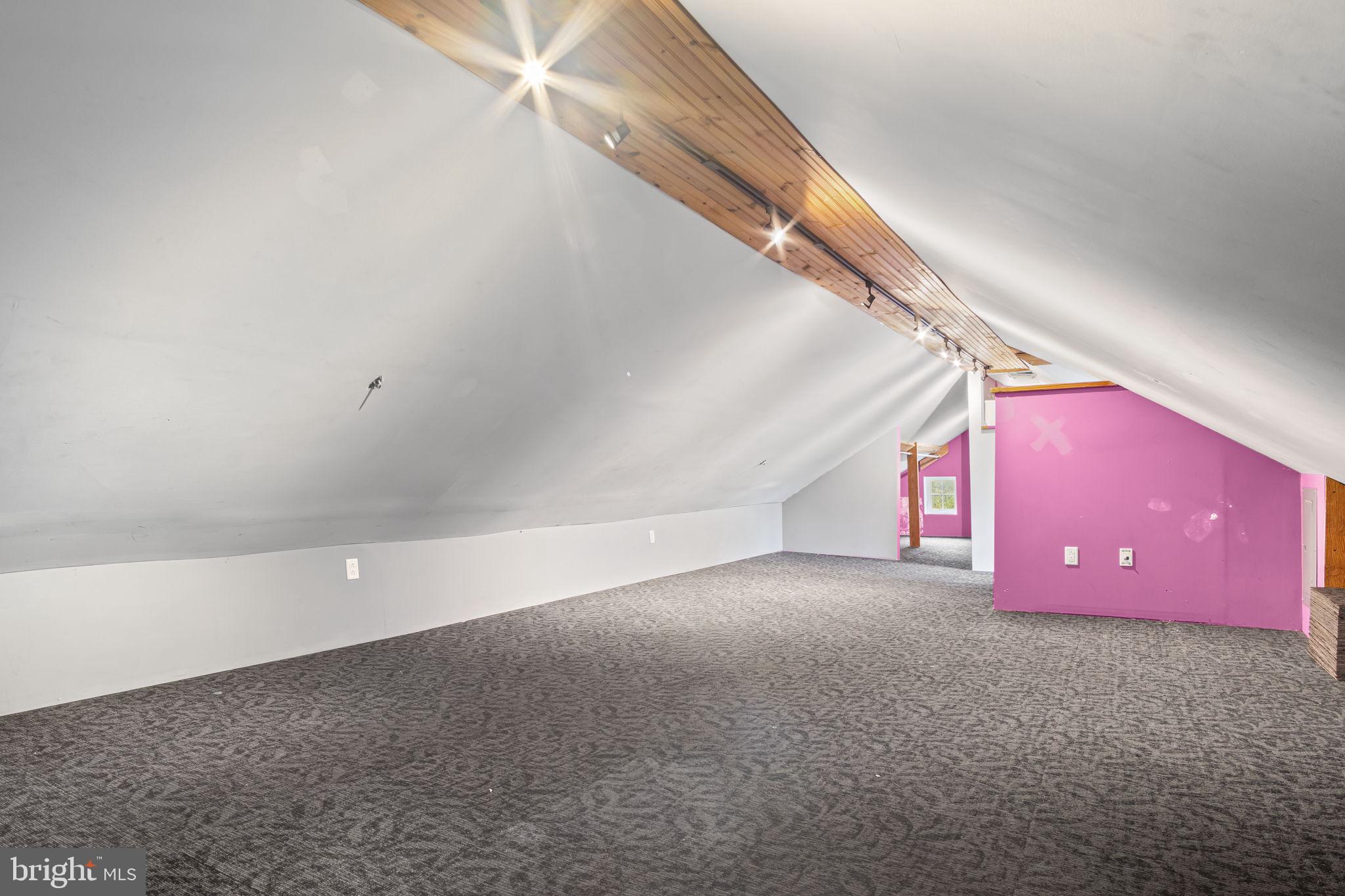 2065 Goldenville Road Gettysburg, PA 17325 - Photo 25 of 51 a view of a room