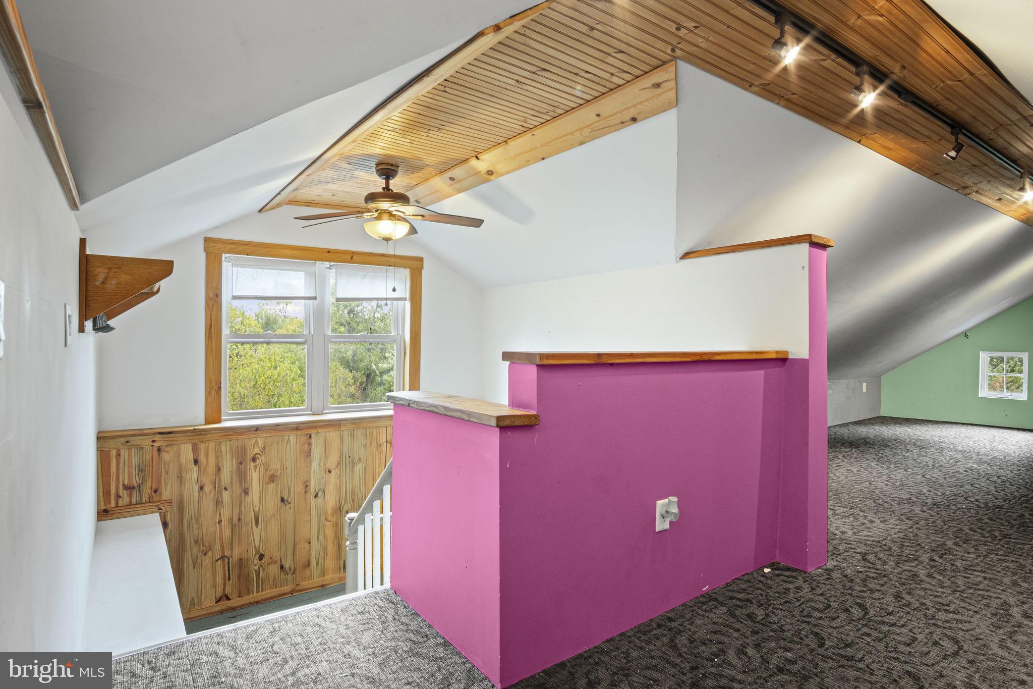 2065 Goldenville Road Gettysburg, PA 17325 - Photo 27 of 51 a view of entryway