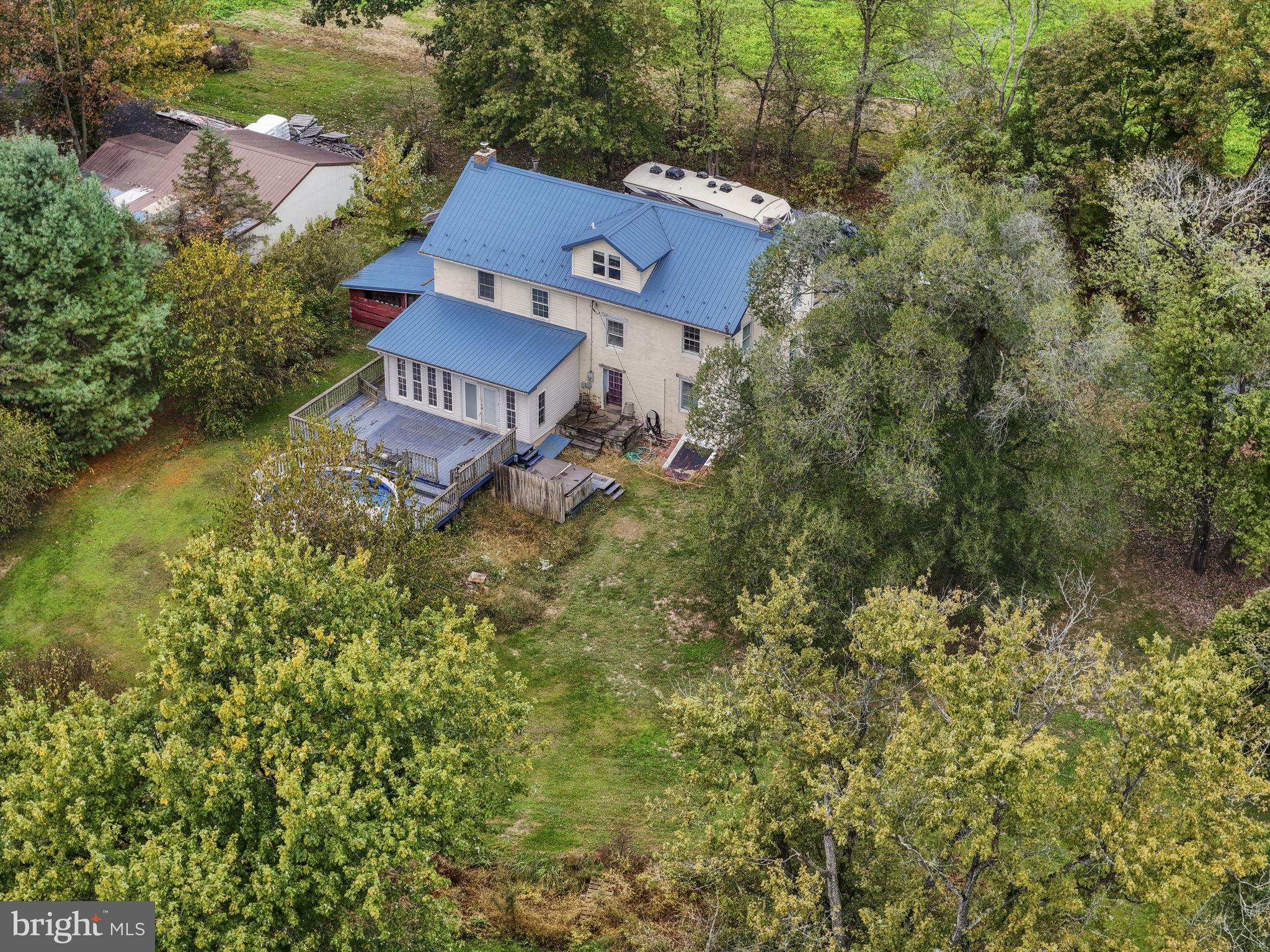 2065 Goldenville Road Gettysburg, PA 17325 - Photo 43 of 51 an aerial view of a house with a garden