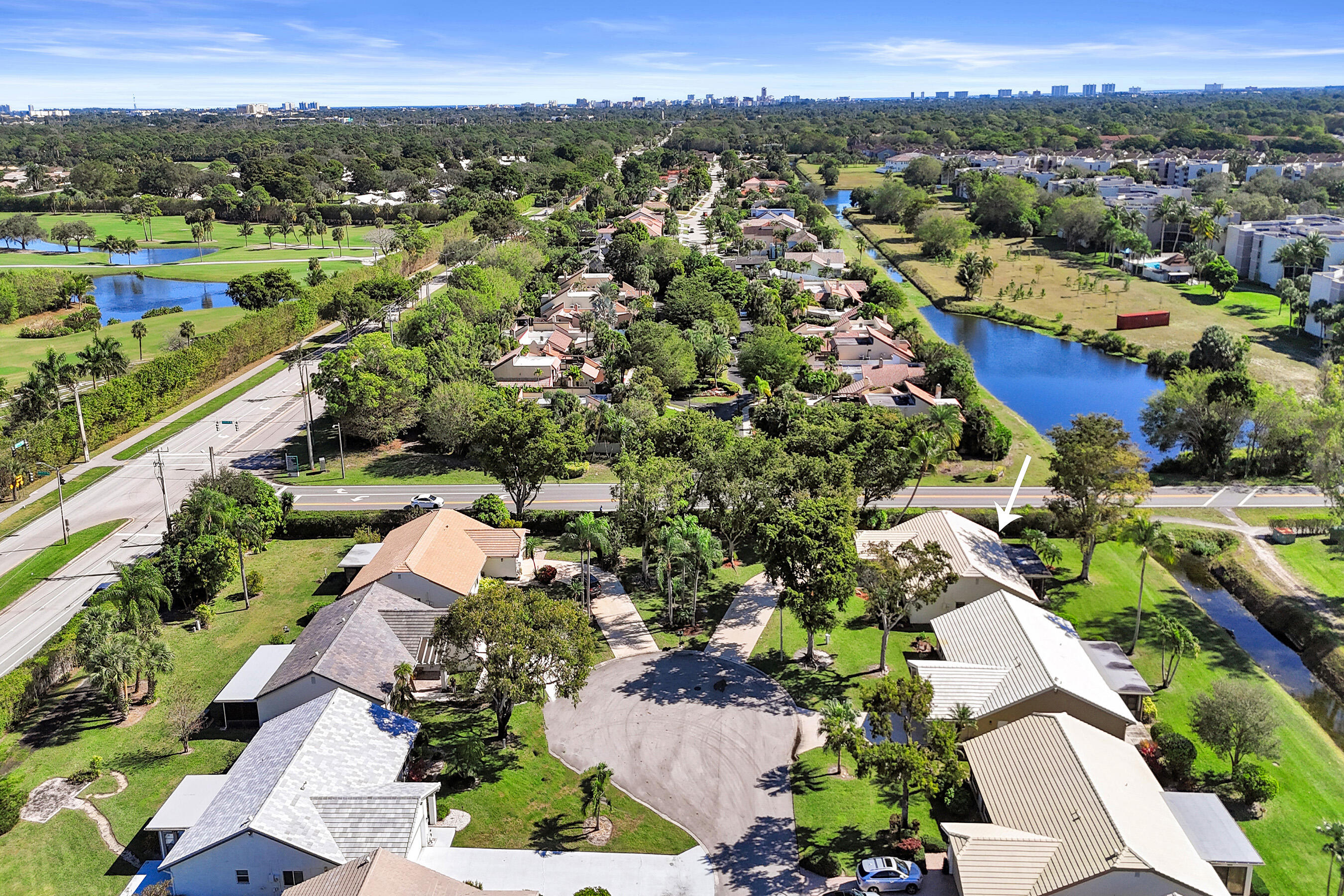 6010 Petaluma Drive Boca Raton, FL 33433 - Photo 22 of 24 DJI_20260116114111_0043_D