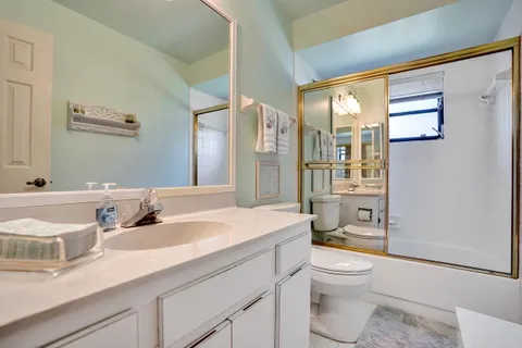 $549,000 | 6010 Petaluma Drive, Boca Raton, FL 33433