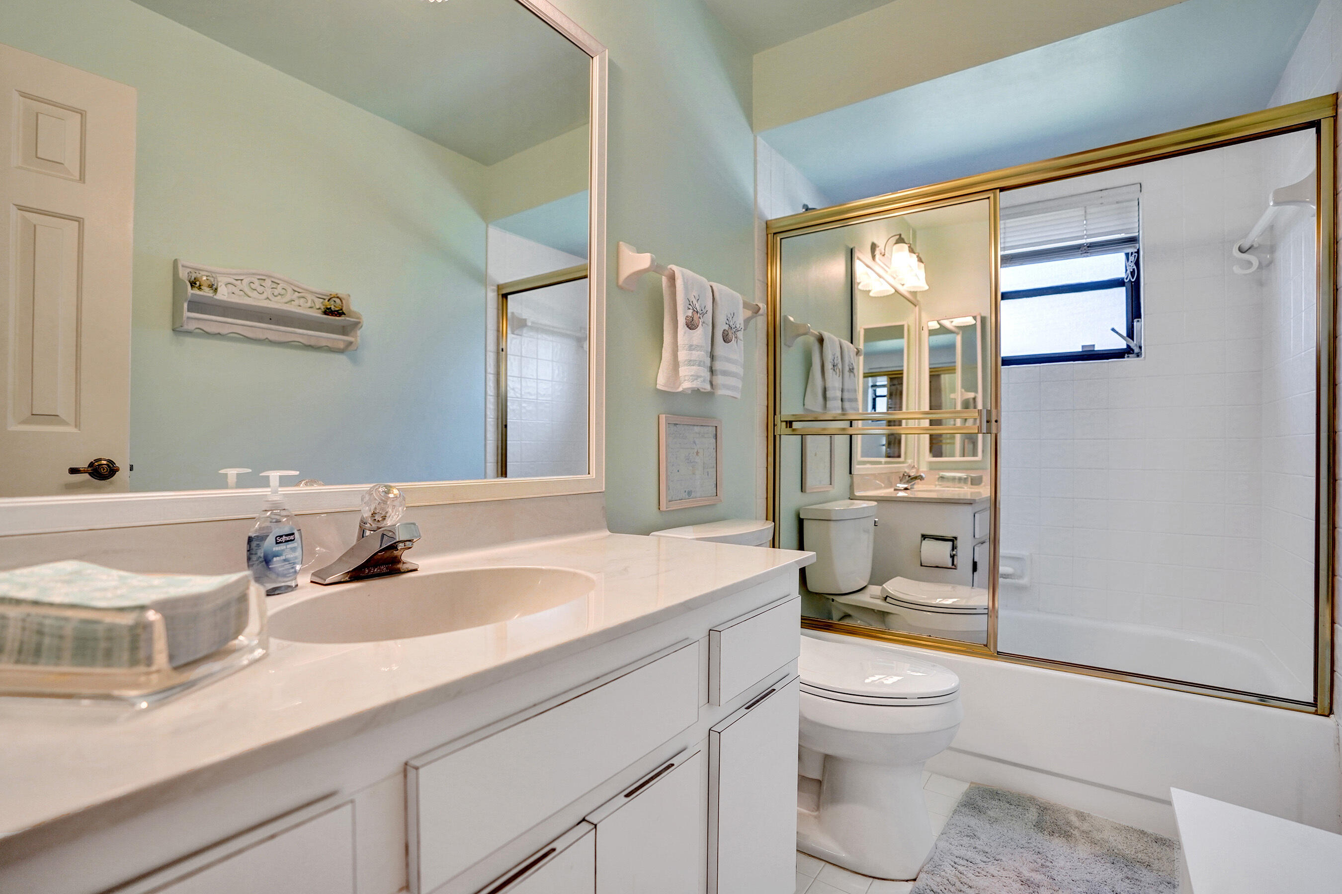 6010 Petaluma Drive Boca Raton, FL 33433 - Photo 9 of 24 DSC08443