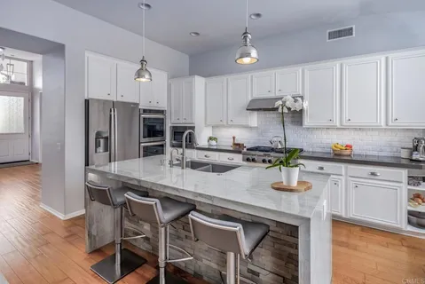 $2,299,000 | 3428 Camino Corte, Carlsbad, CA 92009