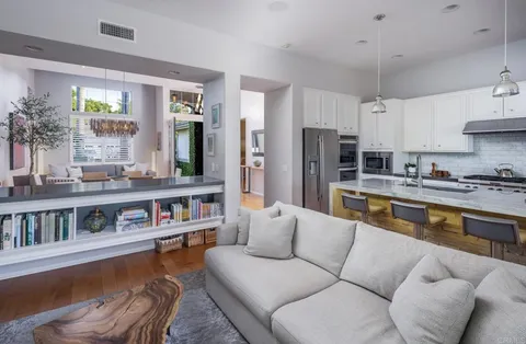 $2,299,000 | 3428 Camino Corte, Carlsbad, CA 92009