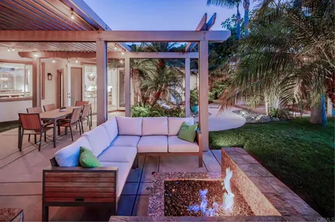 $2,299,000 | 3428 Camino Corte, Carlsbad, CA 92009