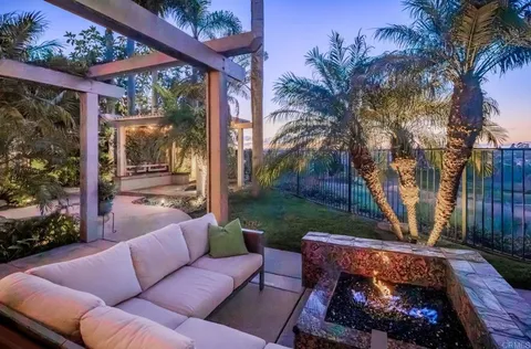 $2,299,000 | 3428 Camino Corte, Carlsbad, CA 92009