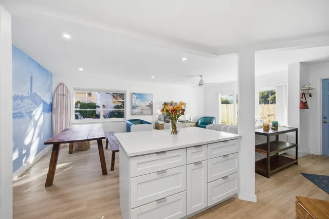 $540,000 | 153 Seabreeze Circle, Jupiter, FL 33477