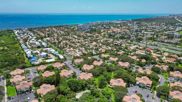 $540,000 | 153 Seabreeze Circle, Jupiter, FL 33477