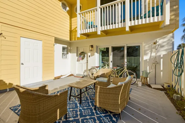 $540,000 | 153 Seabreeze Circle, Jupiter, FL 33477