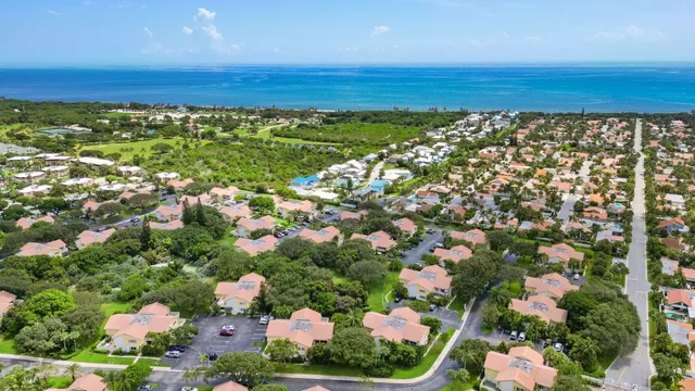 $540,000 | 153 Seabreeze Circle, Jupiter, FL 33477