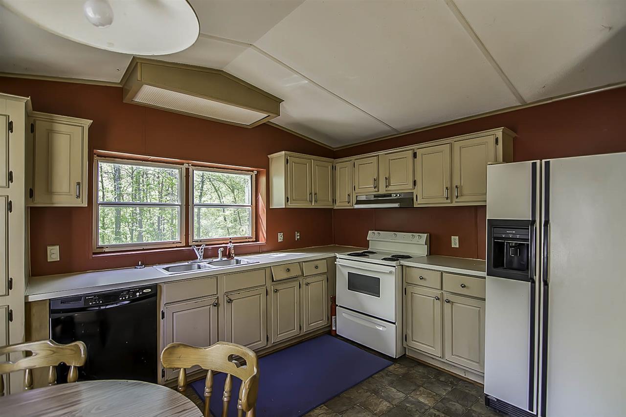 499 Robinson Road Greer, SC 29651 - Photo 11 of 25