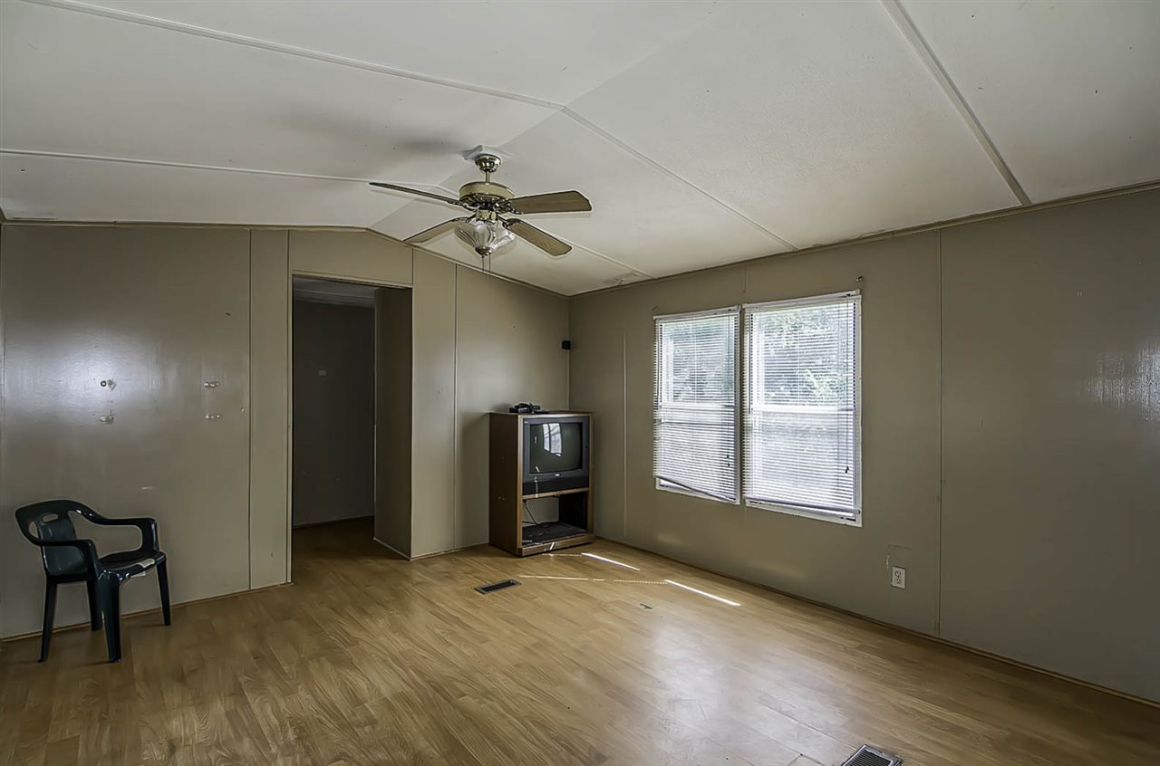 499 Robinson Road Greer, SC 29651 - Photo 9 of 25