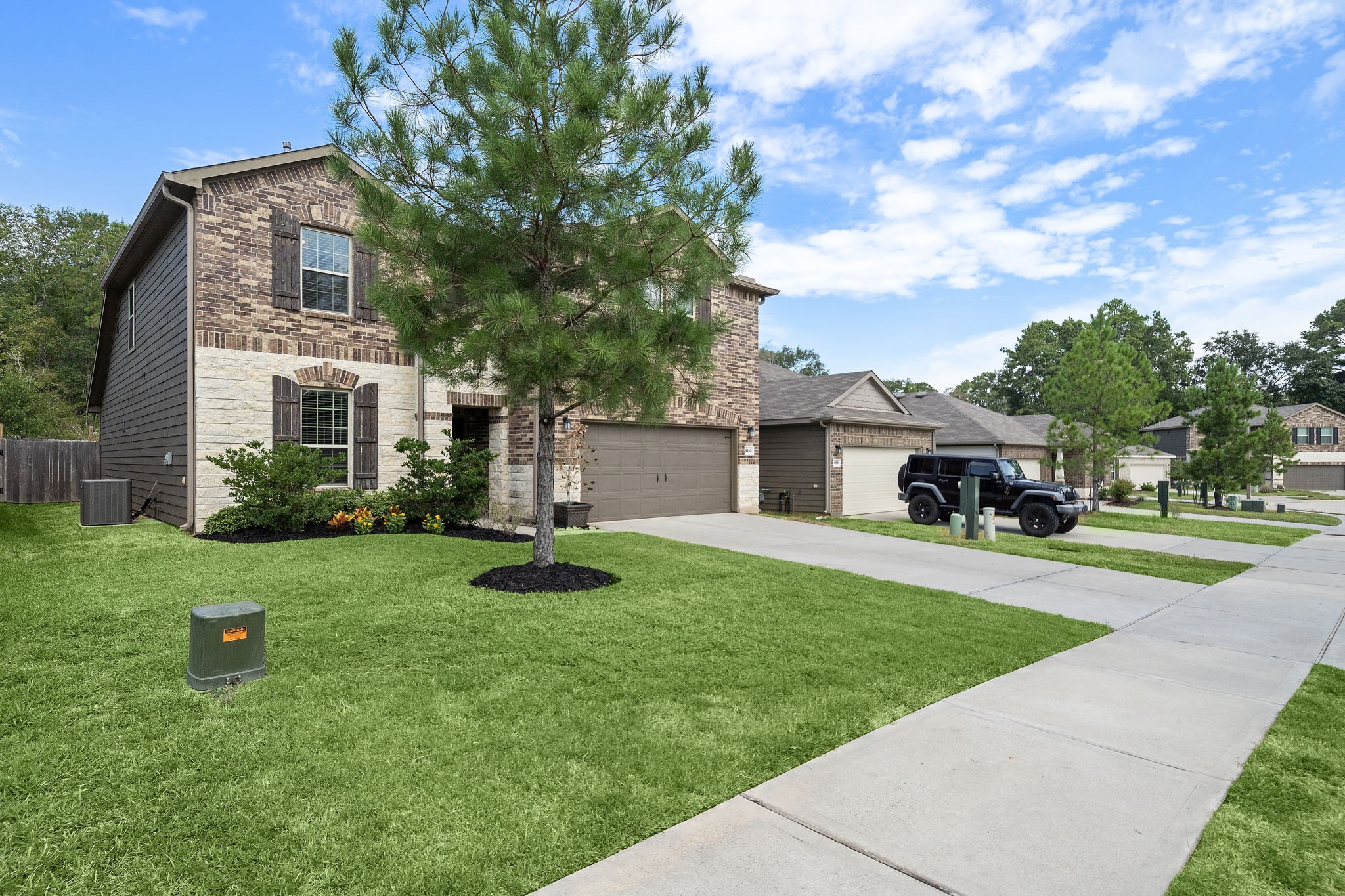 4210 Amber Ruse Drive Conroe, TX 77304 - Photo 3 of 45