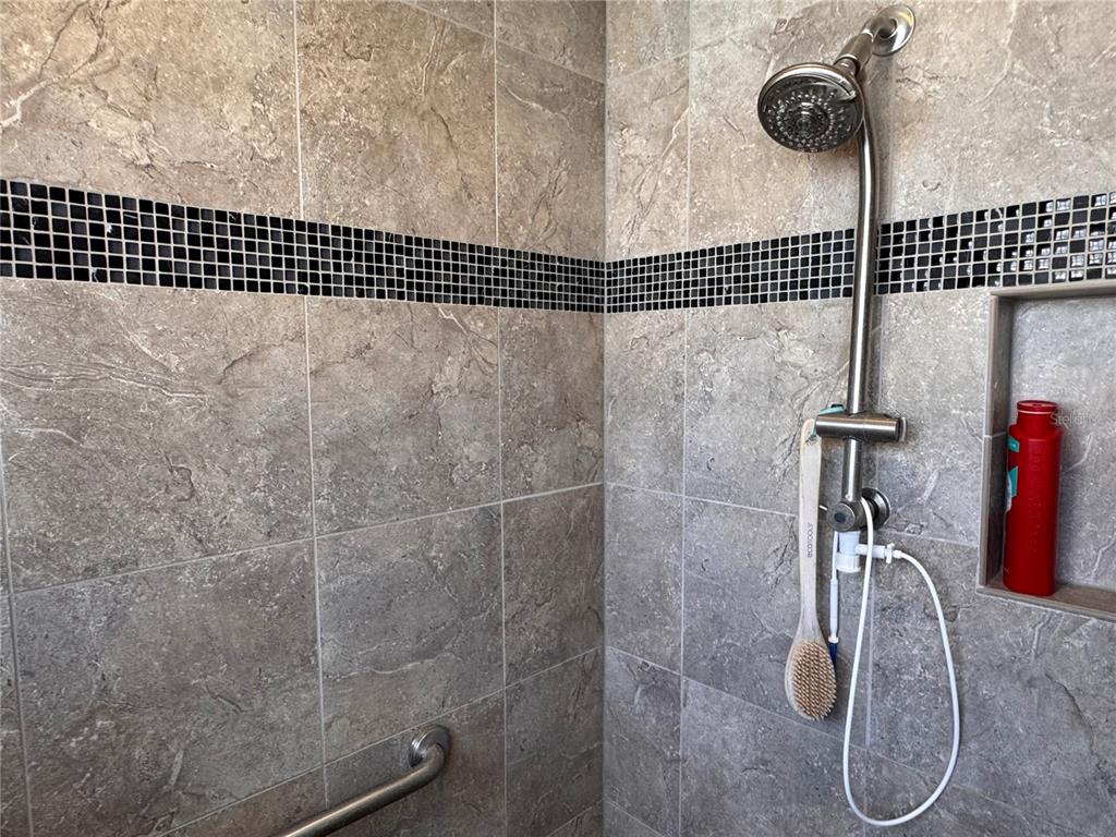 1092 Incorvaia Way The Villages, FL 32163 - Photo 28 of 45