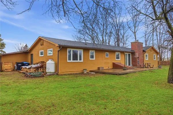 $274,900 | 8549 N Road, Le Roy, NY 14482