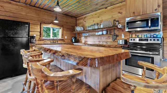 $299,900 | 154 Old Brownville Road, Sebec, ME 04481