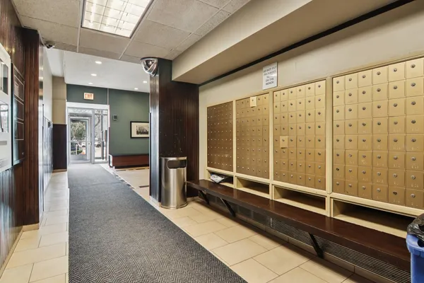 $155,000 | 2901 South Michigan Avenue, Unit 505, Chicago, IL 60616