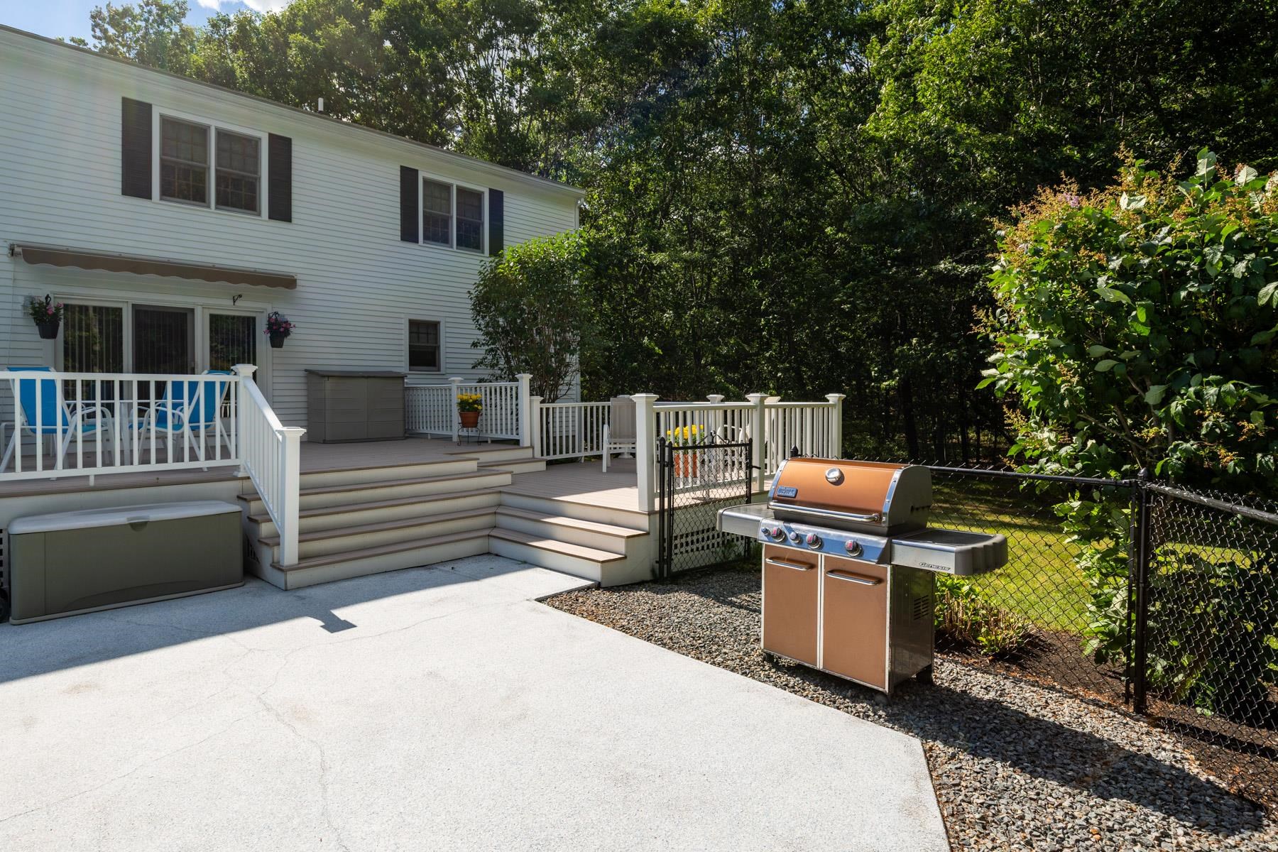 7 Bartlett Road Stratham, NH 03885 - Photo 5 of 47