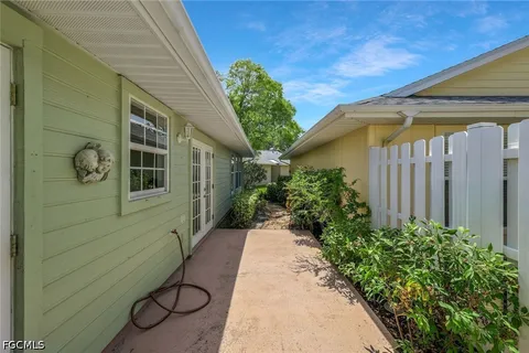 $315,000 | 14875 Crescent Cove Drive, Fort Myers, FL 33908