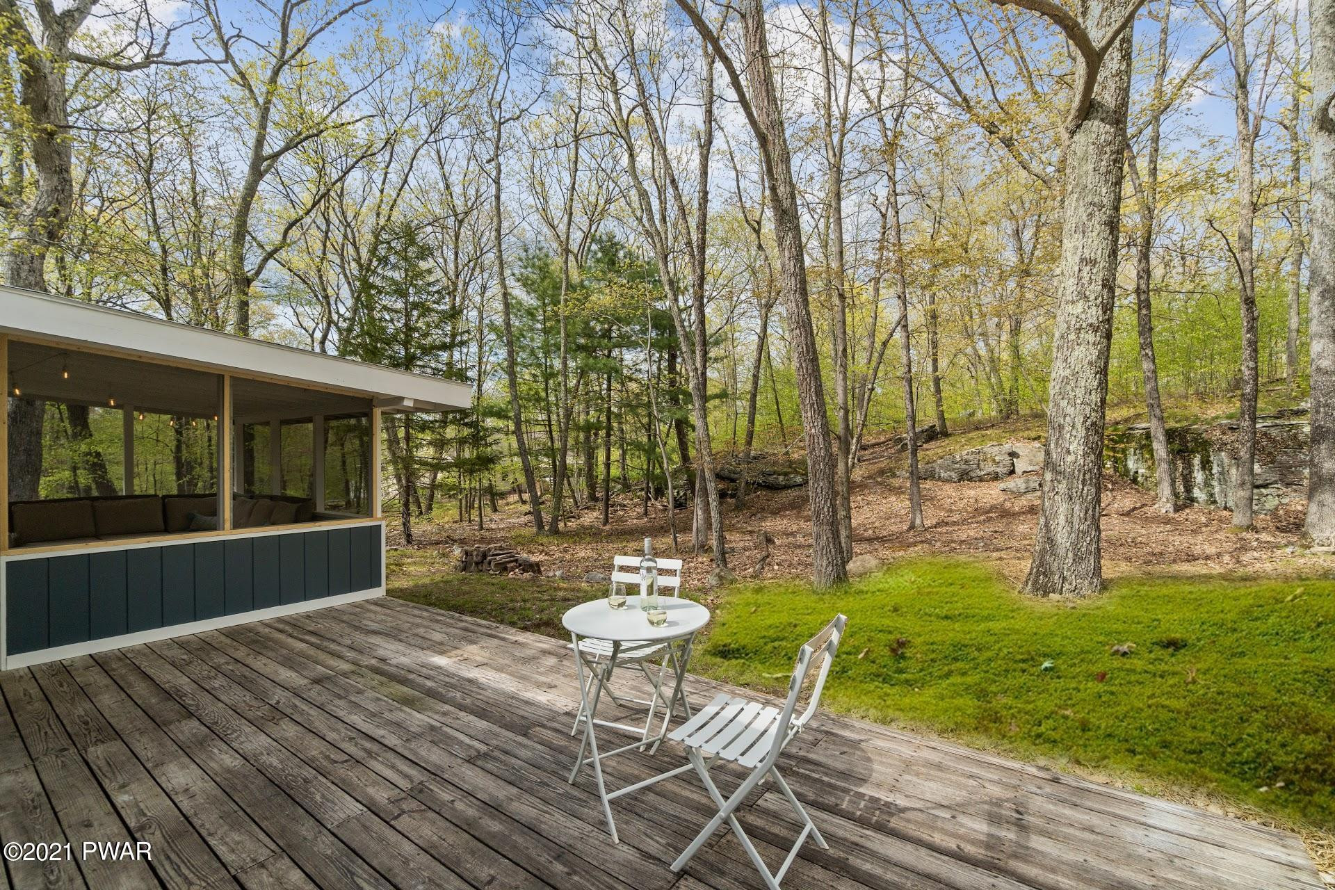 103 Ridgeway Drive Hawley, PA 18428 - Photo 24 of 31