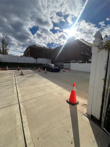 a view of parking area