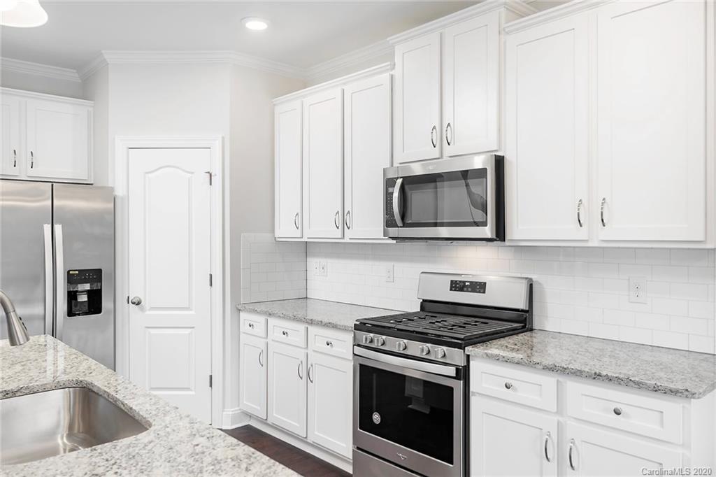 1123 Pecan Ridge Road Fort Mill, SC 29715 - Photo 5 of 22 Gallery Image 5