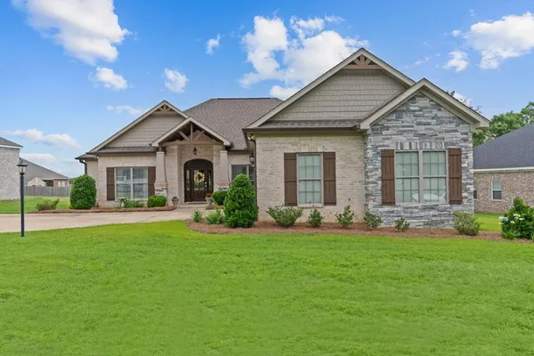 $429,900 | 107 Laney Lane, Dothan, AL 36305