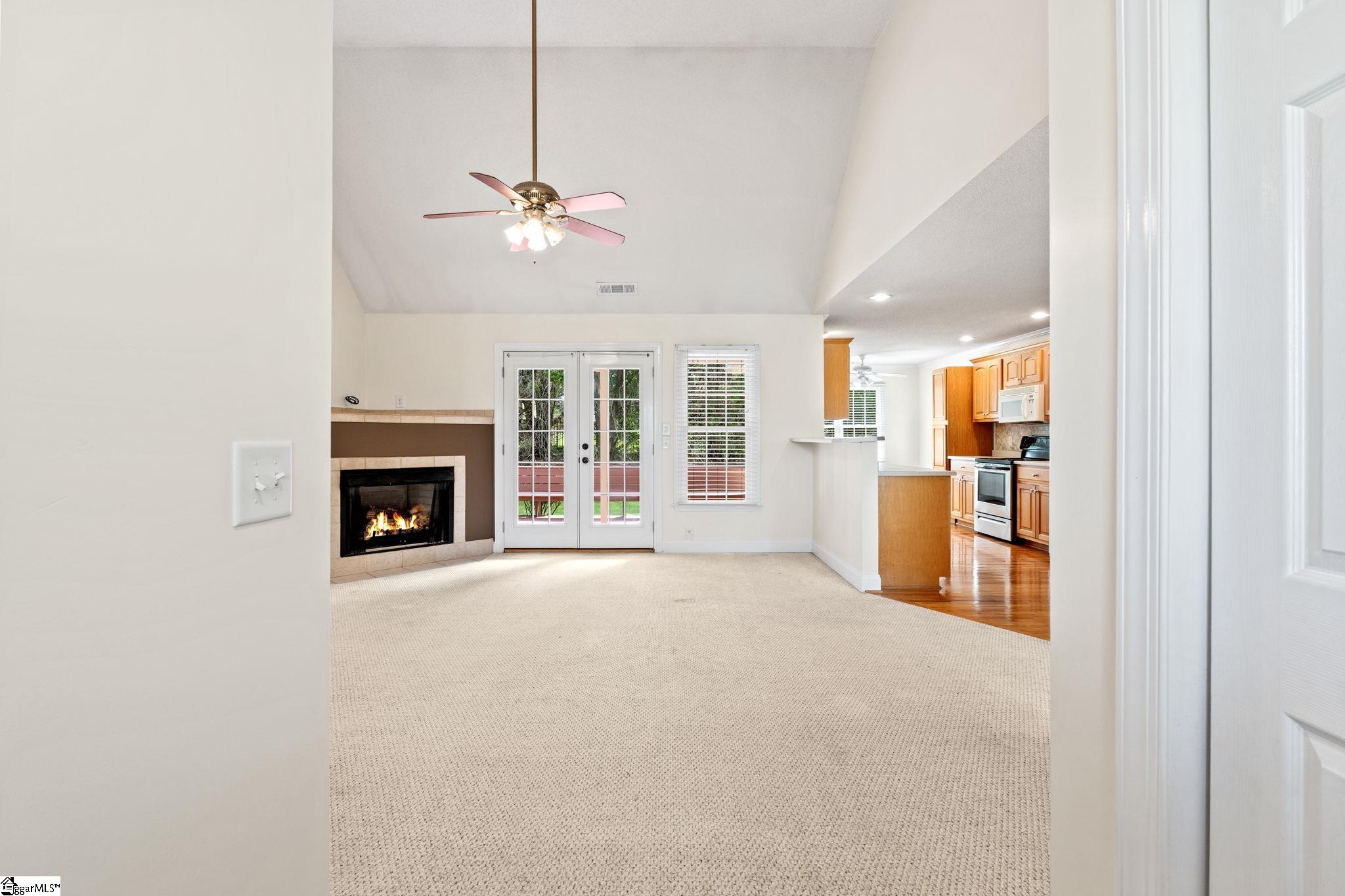 103 Stone Meadow Way Easley, SC 29642 - Photo 4 of 33