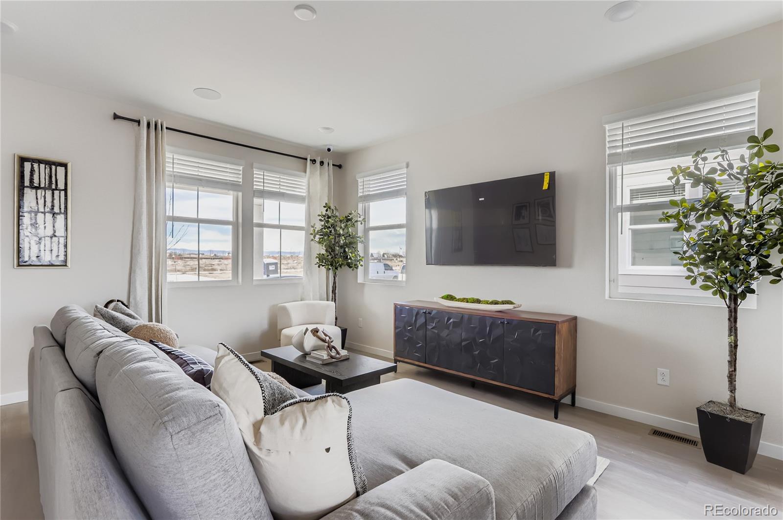 13322 Front Porch Lane Firestone, CO 80504 - Photo 10 of 26