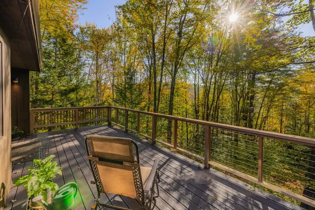 $390,000 | 525 Morgan Road, Hartford, VT 05059