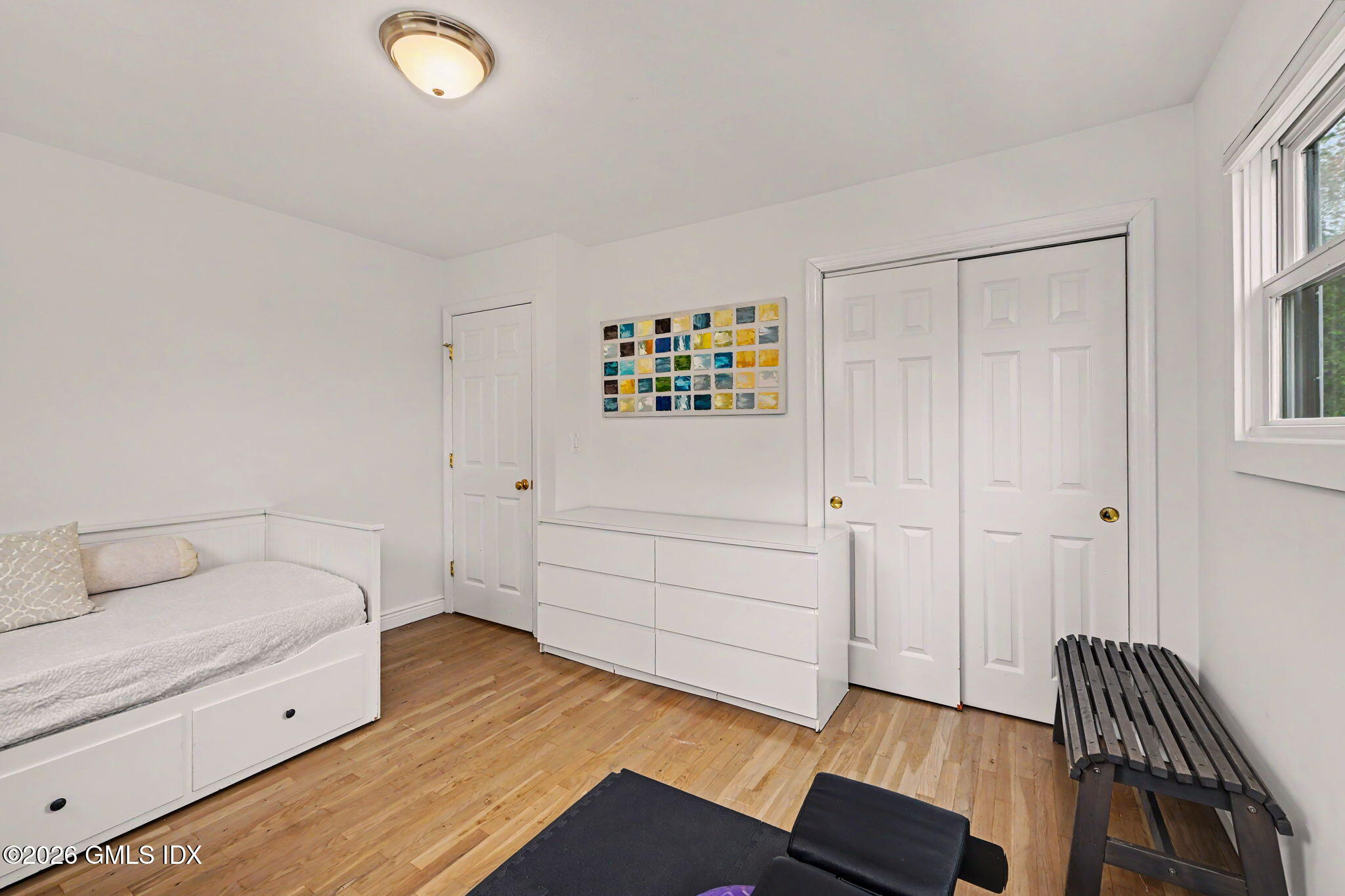 55 Mary Lane Riverside, CT 06878 - Photo 10 of 24 13-web-or-mls-55-mary-ln