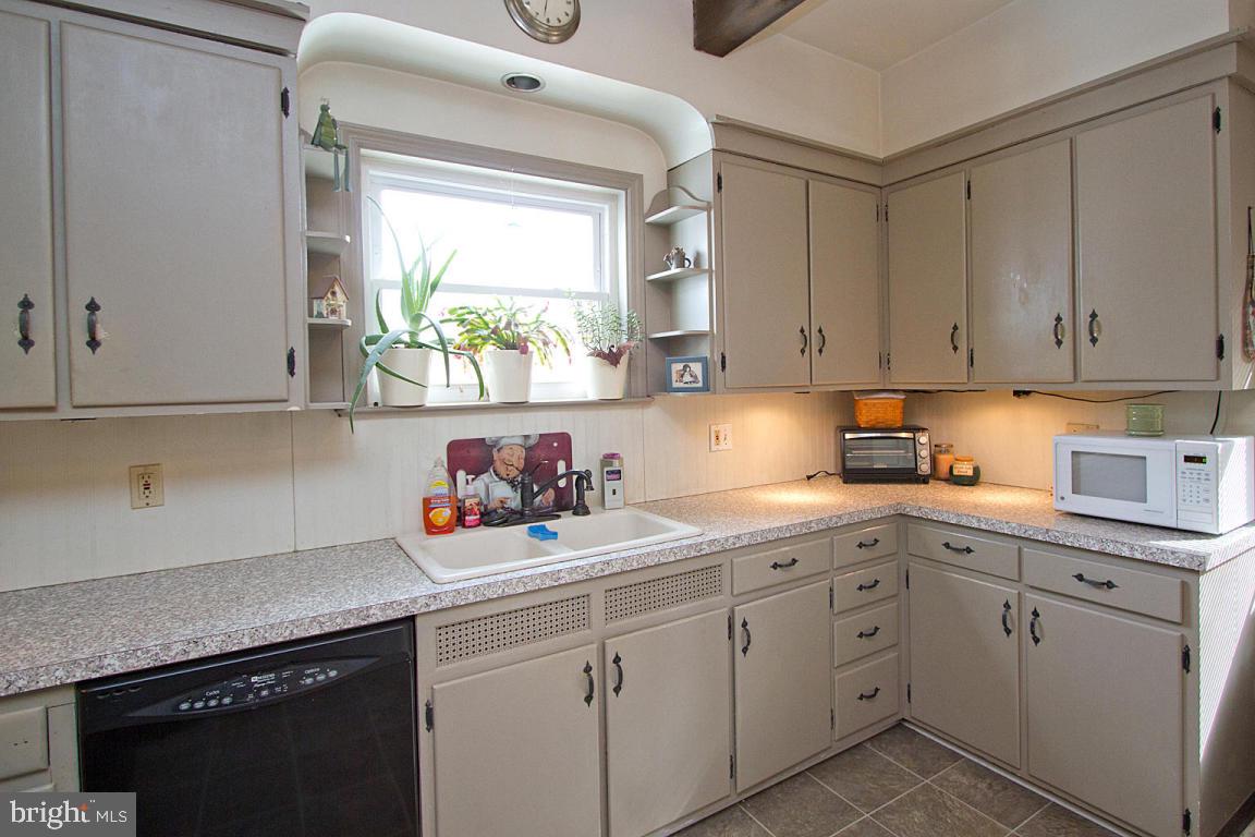 29 North 9th Street Columbia, PA 17512 - Photo 15 of 37