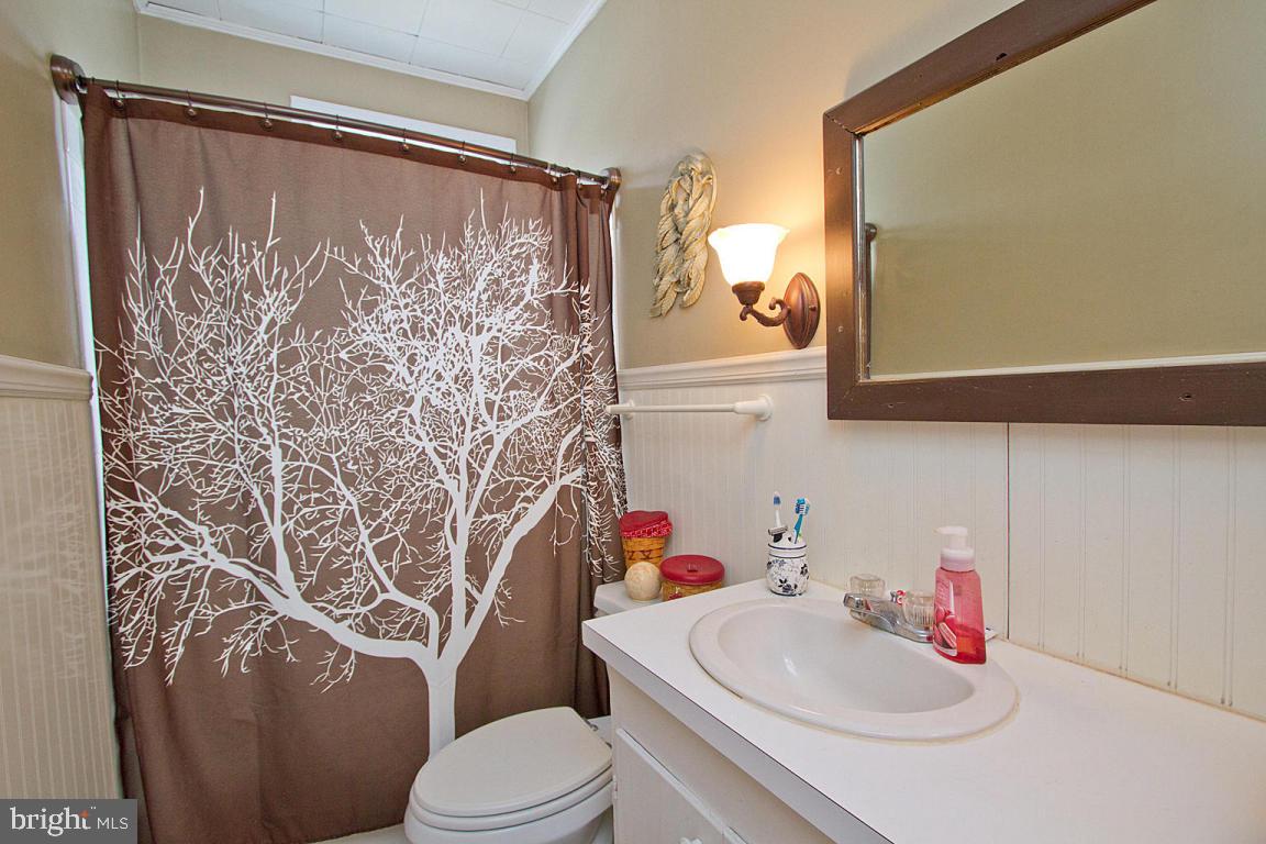 29 North 9th Street Columbia, PA 17512 - Photo 31 of 37