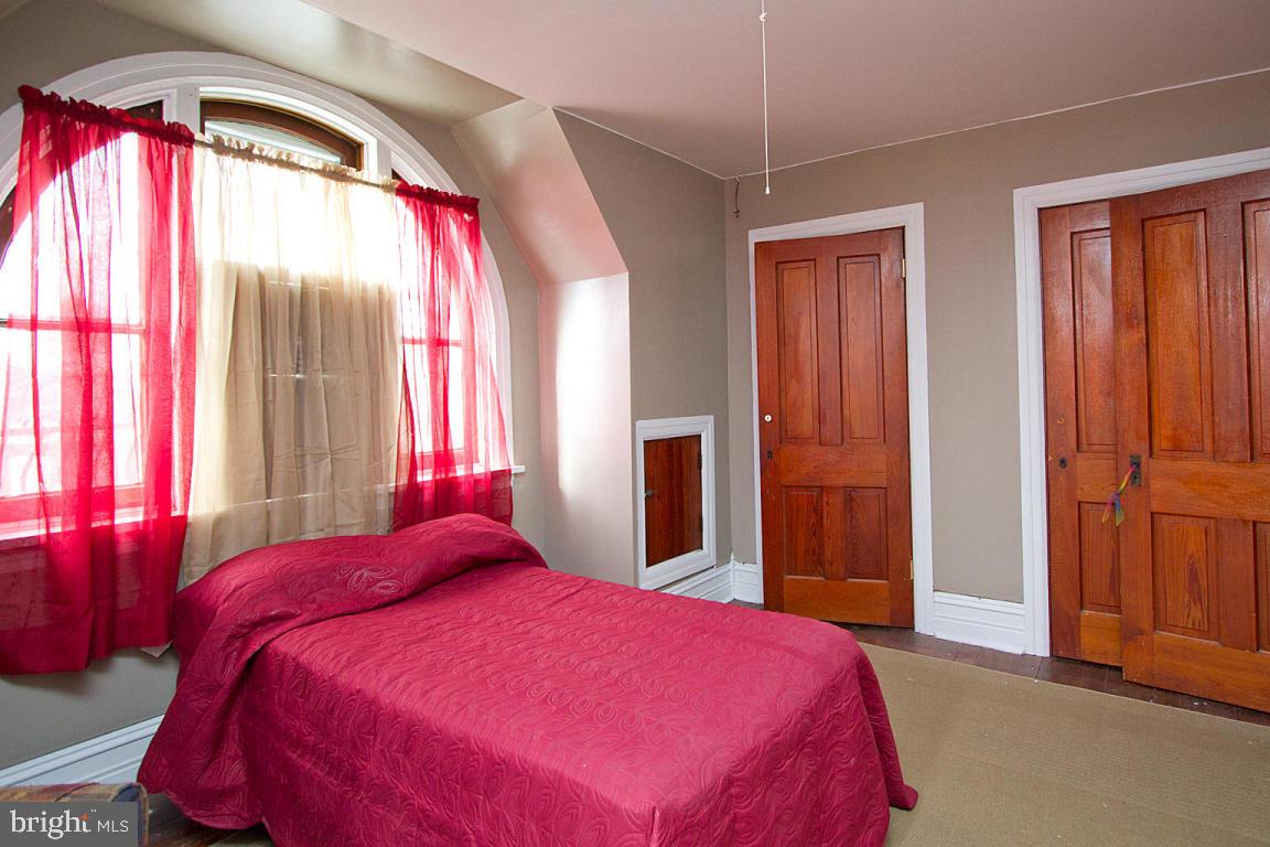 29 North 9th Street Columbia, PA 17512 - Photo 33 of 37