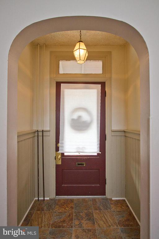 29 North 9th Street Columbia, PA 17512 - Photo 5 of 37