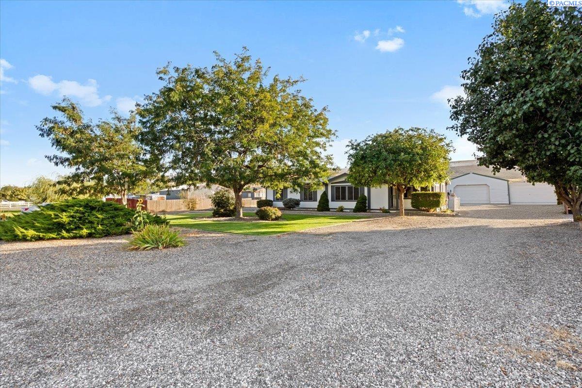 25603 East Ruppert Road Benton City, WA 99320 - Photo 4 of 39 Gallery Image 4