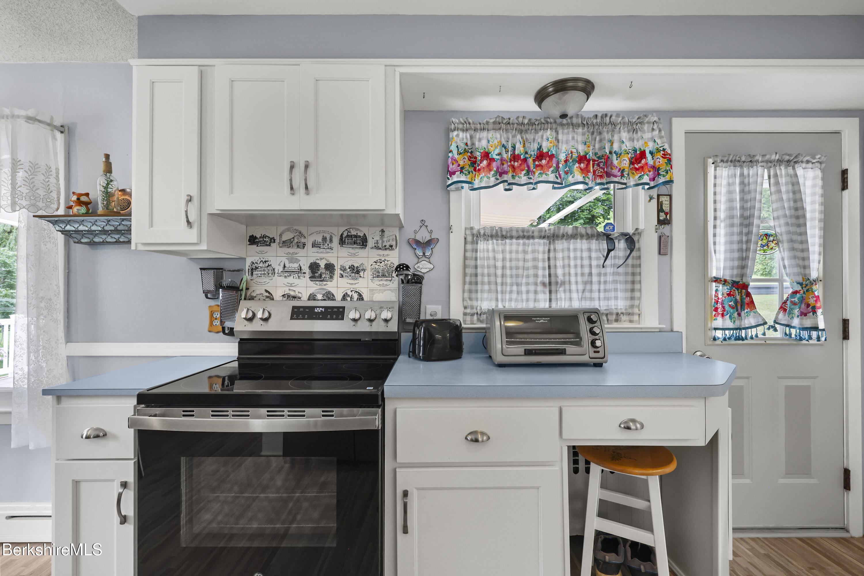 67 Partridge Road Pittsfield, MA 01201 - Photo 17 of 43 75 Kitchen
