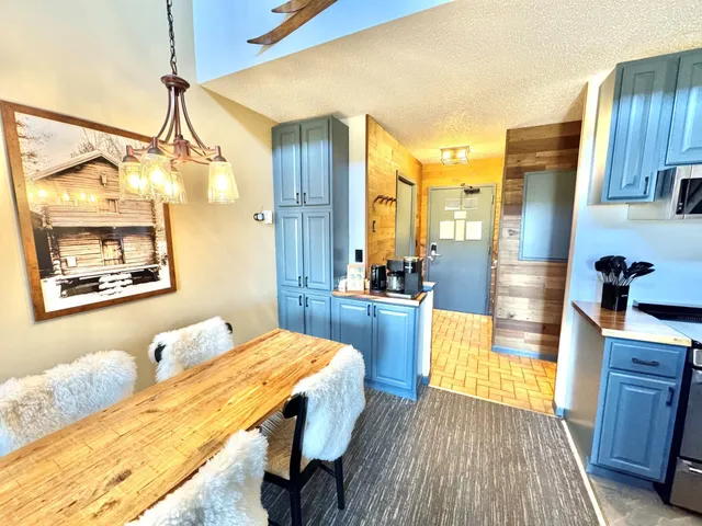 $299,900 | 135 Bridge Run Lane, Unit B, Lutsen, MN 55612