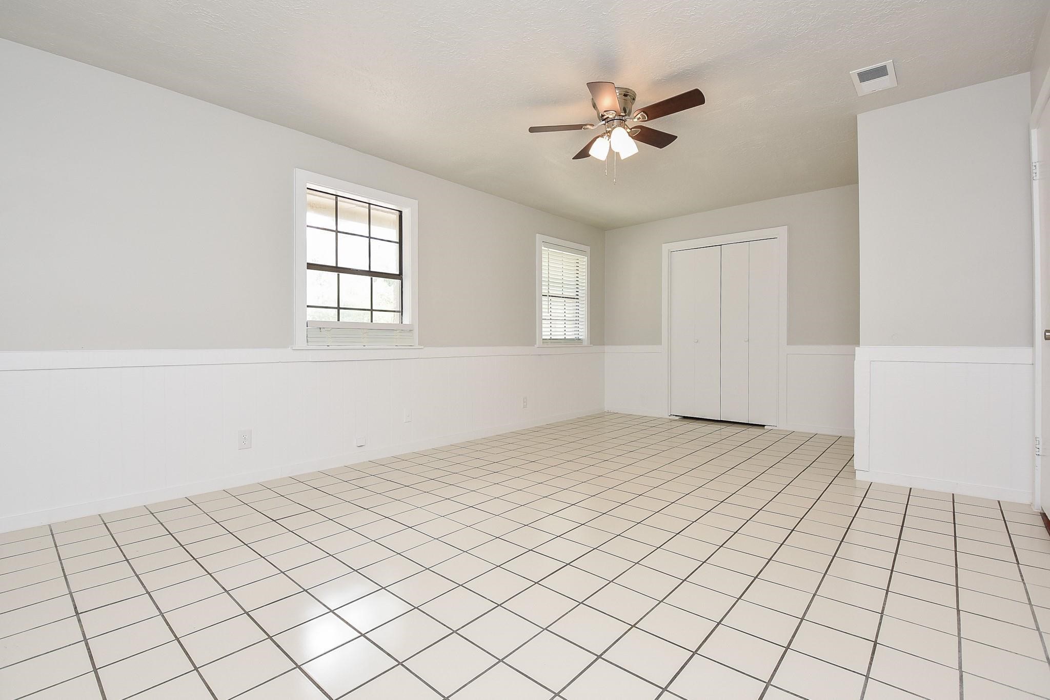 12713 Roy Harris Loop Conroe, TX 77306 - Photo 17 of 41