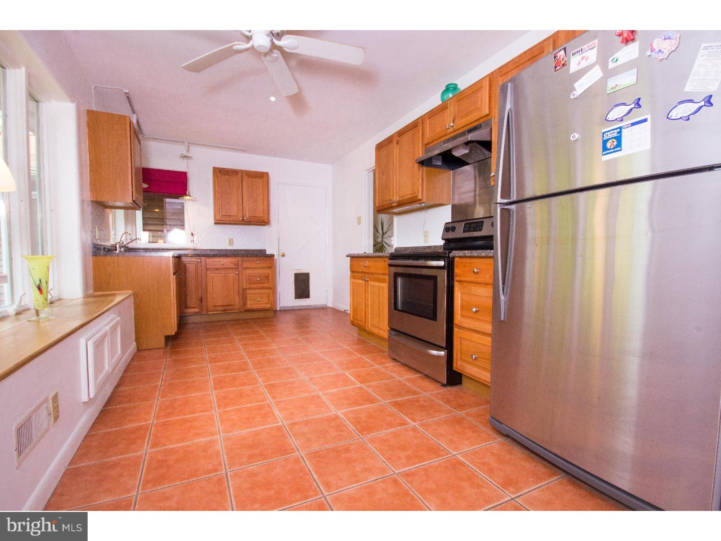 213 Marlton Road Pilesgrove, NJ 08098 - Photo 5 of 24 Gallery Image 5