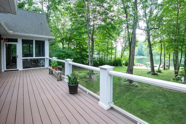 $949,900 | 29317 Misty Pines Street, Dowagiac, MI 49047