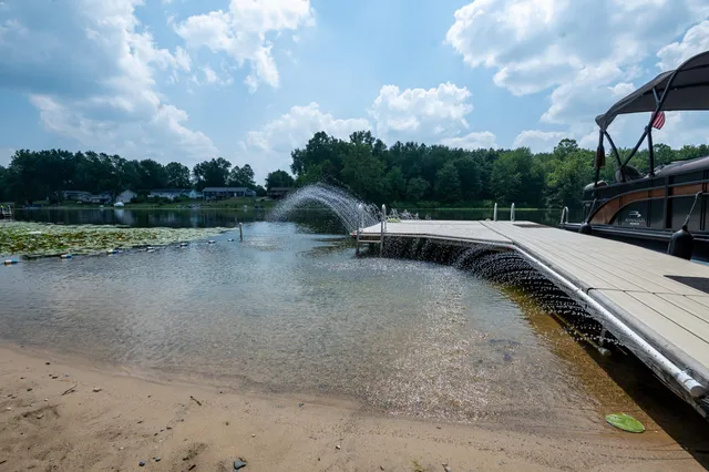 $949,900 | 29317 Misty Pines Street, Dowagiac, MI 49047