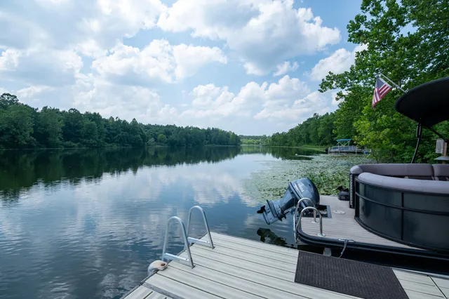 $949,900 | 29317 Misty Pines Street, Dowagiac, MI 49047