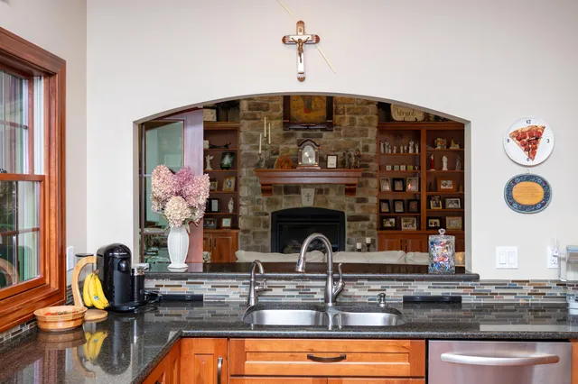 $949,900 | 29317 Misty Pines Street, Dowagiac, MI 49047